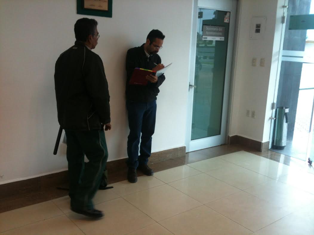 Elementos de seguridad en presidencia Madero