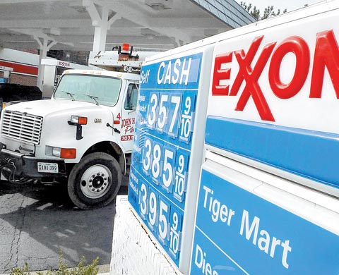 La firma estadunidense Exxon Mobil tiene capital y tecnología para invertir en aguas profundas. 