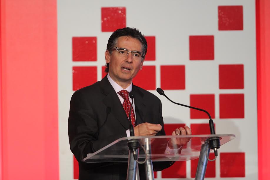 Francisco X. González participó como ponente en el symposium de energía realizado en Tampico