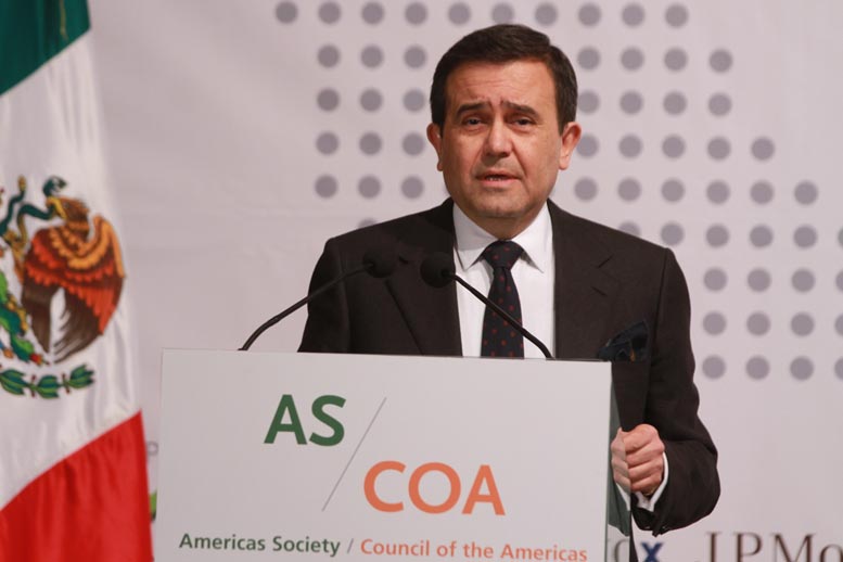 Ildefonso Guajardo.