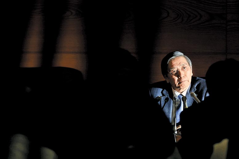 El gobernador de la institución, Haruhiko Kuroda. 