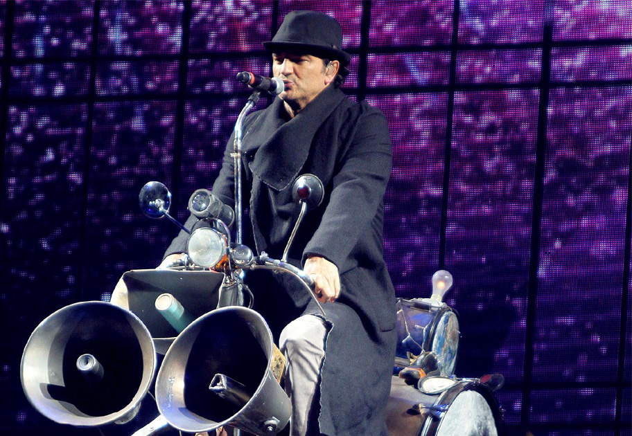 El guatemalteco deleitó a su público lagunero, en su gira llamada "El Viaje".