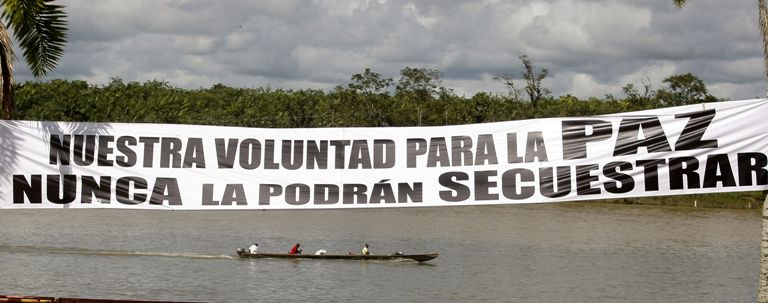 Las FARC liberaron a los dos primeros rehenes de cinco, con el fin de reanudar los diálogos de paz.