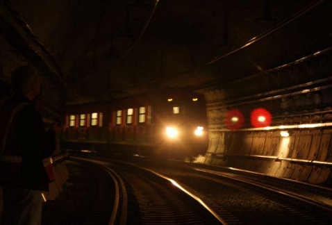 El servicio de Metro se ampliará esta noche para que puedan transportarse aficionados al futbol que acuden al estadio México 68 de Ciudad Universitari