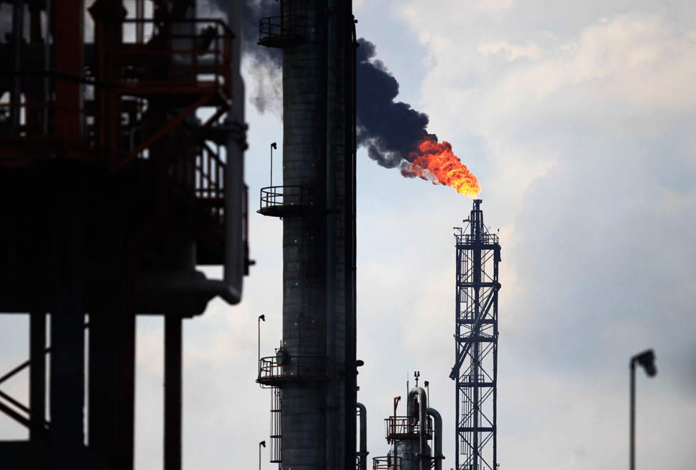 Pemex Refinación registró una pérdida de 123 mil millones de pesos en 2013 y continúa siendo el hoyo presupuestario más grande del sector energético.