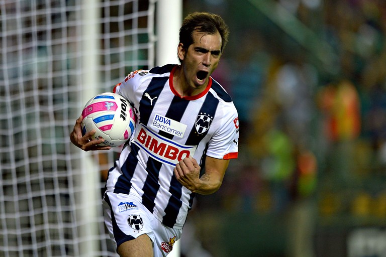 Cesar "Chelito" Delgado al grito de gol