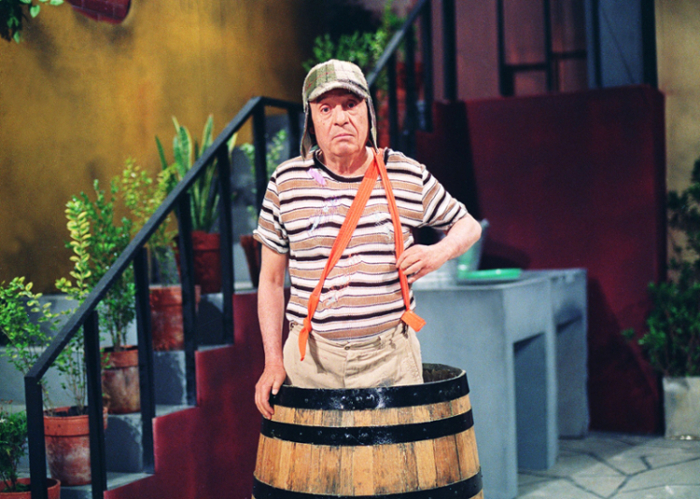 Su personaje más famoso fue “El Chavo del 8”, un niño huérfano que nunca comía y tenía como escondite un barril. El éxito del programa fue tal que tam
