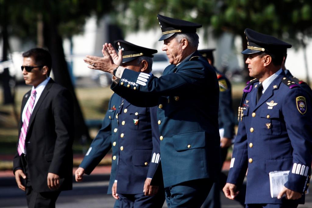 Cienfuegos pidió a los militares mantenerse apegados a los derechos humanos