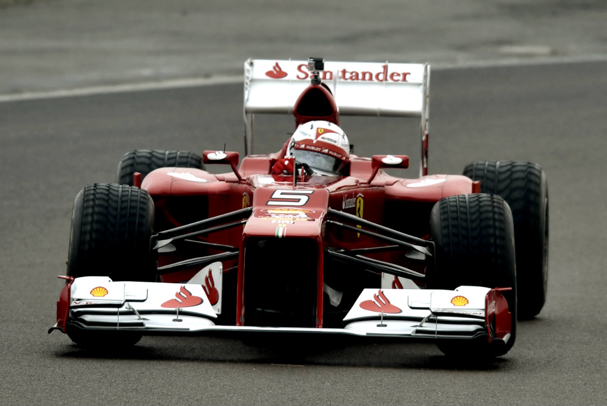 Sebastian Vettel probó el F2012, en una sesión privada en el circuito de Fiorano 