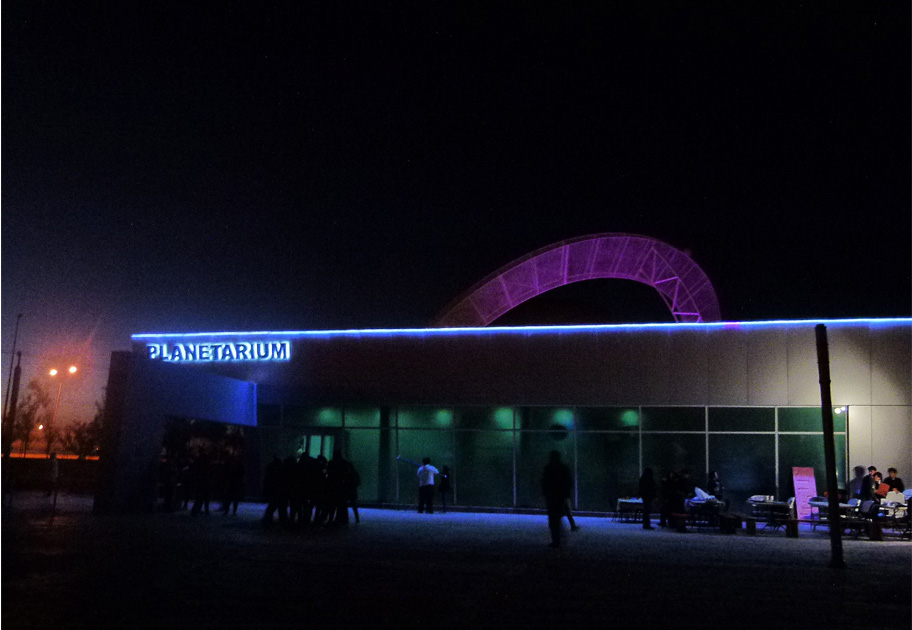 Cada vez más cerca de nosotros, las estrellas del firmamento pudieron ser vistas por cientos de laguneros en el Planetarium Torreón.