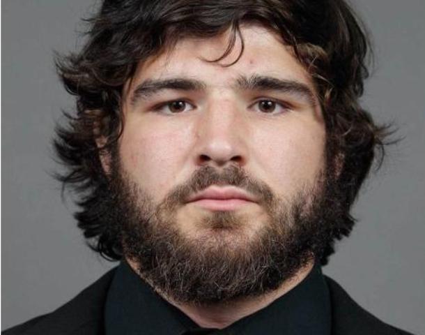 Kosta Karageorge, de 22 años, se desempeñaba como liniero defensivo