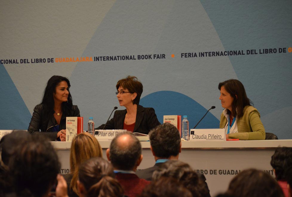Lydia Cacho, Pilar del Río y Claudia Piñeiro presentes en el evento. 