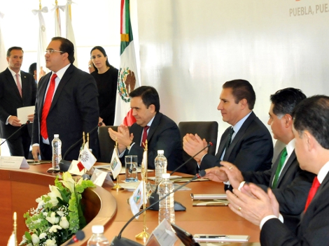 El gobernador de Veracruz, Javier Duarte, agradeció la felicitación y puntualizó que el éxito de la justa deportiva fue por el trabajo conjunto del pu