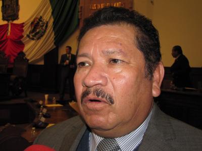 El Diputado del Partido Social Demócrata, Samuel Acevedo Flores.