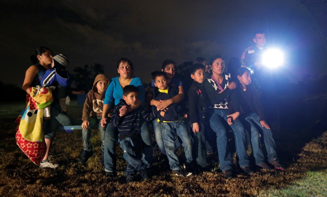 La medida migratoria de Obama protege a cuatro millones de inmigrantes que viven en el país sin autorización evitando que sean deportados y brindándol