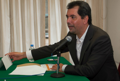 El secretario de Finanzas del gobierno capitalino, Édgar Amador, explicó en la Asamblea Legislativa los alcances del paquete económico 2015 propuesto.