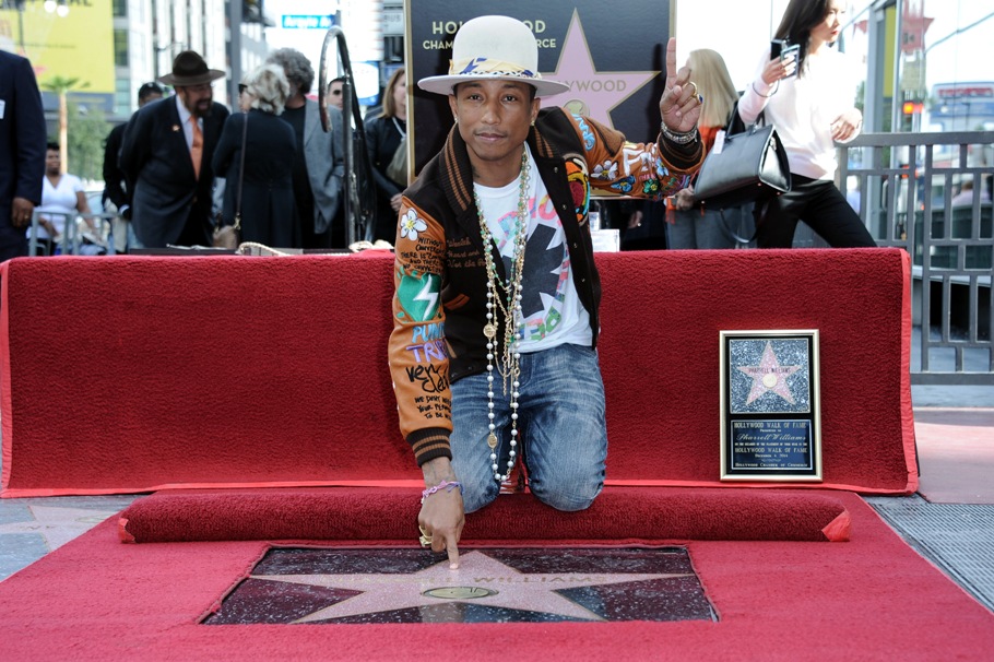 En la ceremonia, Pharrell Williams fue descrito como un "alma dulce" por la presentadora Ellen DeGeneres. 