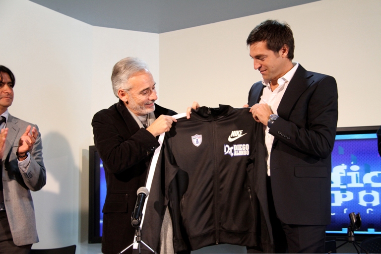 Diego Alonso fue presentado oficialmente como entrenador de Pachuca