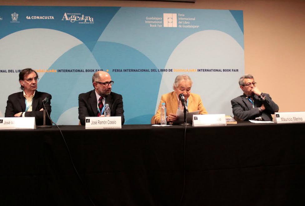 El libro presenta una visión plural para una ciudadanía efectiva, señala Enrique Florescano
