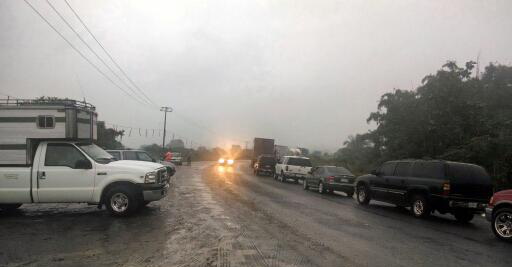 Capufe informó que no hay vías alternas para salir de la zona.