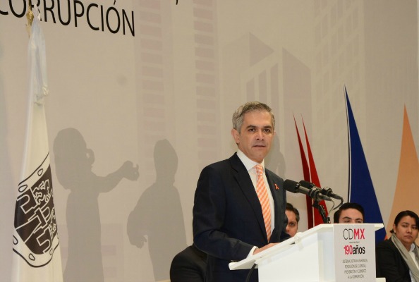Miguel Ángel Mancera adelantó que el próximo año todos los mandos medios y superiores del DF serán evaluados.