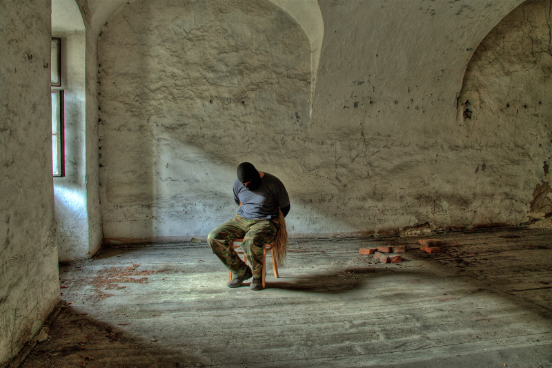 tortura,interrogatorio,detenido,prisionero,