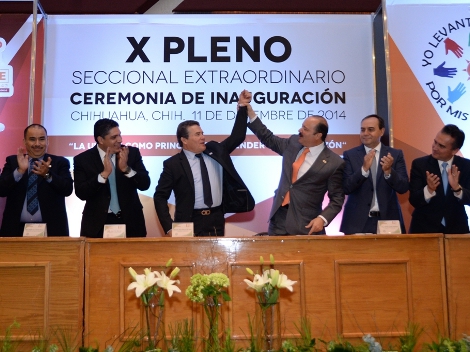 El goberndor de Chihuahua, César Duarte y el líder del SNTE, Juan Díaz de la Torre, inauguraron las aulas del Sistema Nacional de Desarrollo Profesion