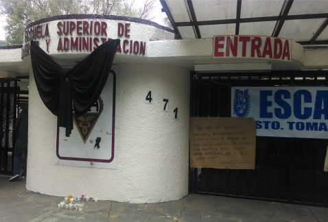 La entrega de la Escuela Superior de Comercio y Administración a autoridades del Politécnico fue aplazada.