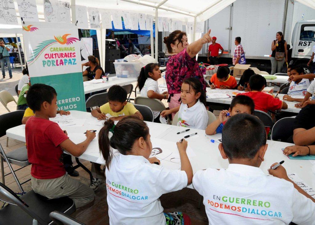 Caravanas culturales por la paz en Guerrero.