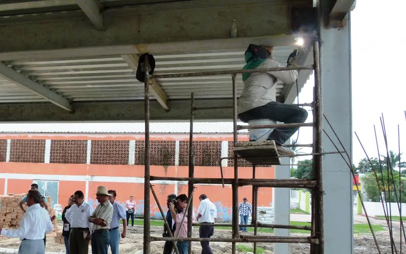 Aseguran cumplir con estándares de construcción y planeación.