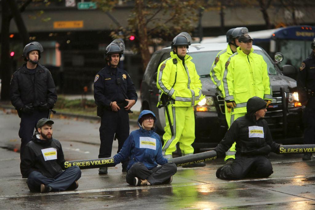 Los manifestantes pidieron acabar con el racismo en Estados Unidos.