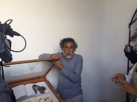 El artista Francisco Toledo se mostró molesto por la forma como el gobierno de Oaxaca le embargo su cuenta.