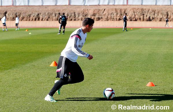 James Rodríguez volvió a entrenar 