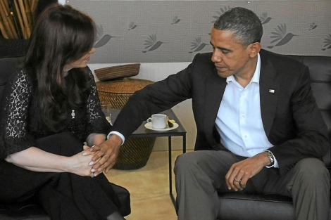 Cristina Fernández de Kirchner y Barack Obama en la cumbre de las Américas de Cartagena de Indias, Colombia, en abril de 2012