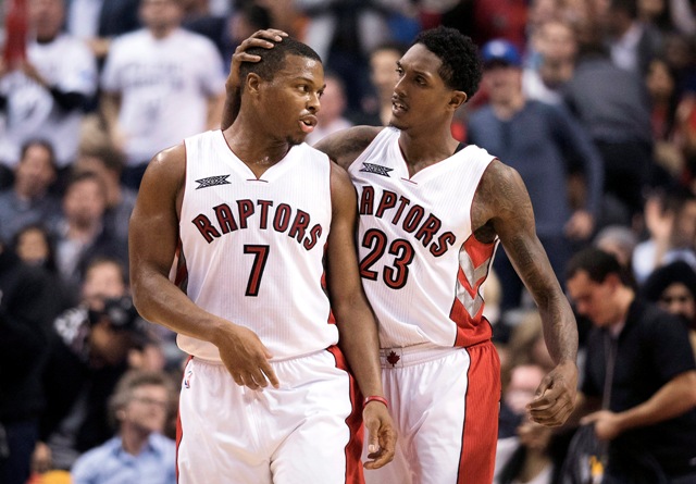 Lou Williams, celebra la victoria de los Raptors frente a los Knicks 