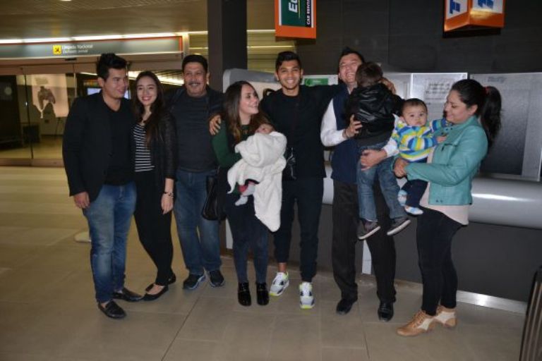El atacante del Twente regresó a Monterrey para pasar las fiestas decembrinas