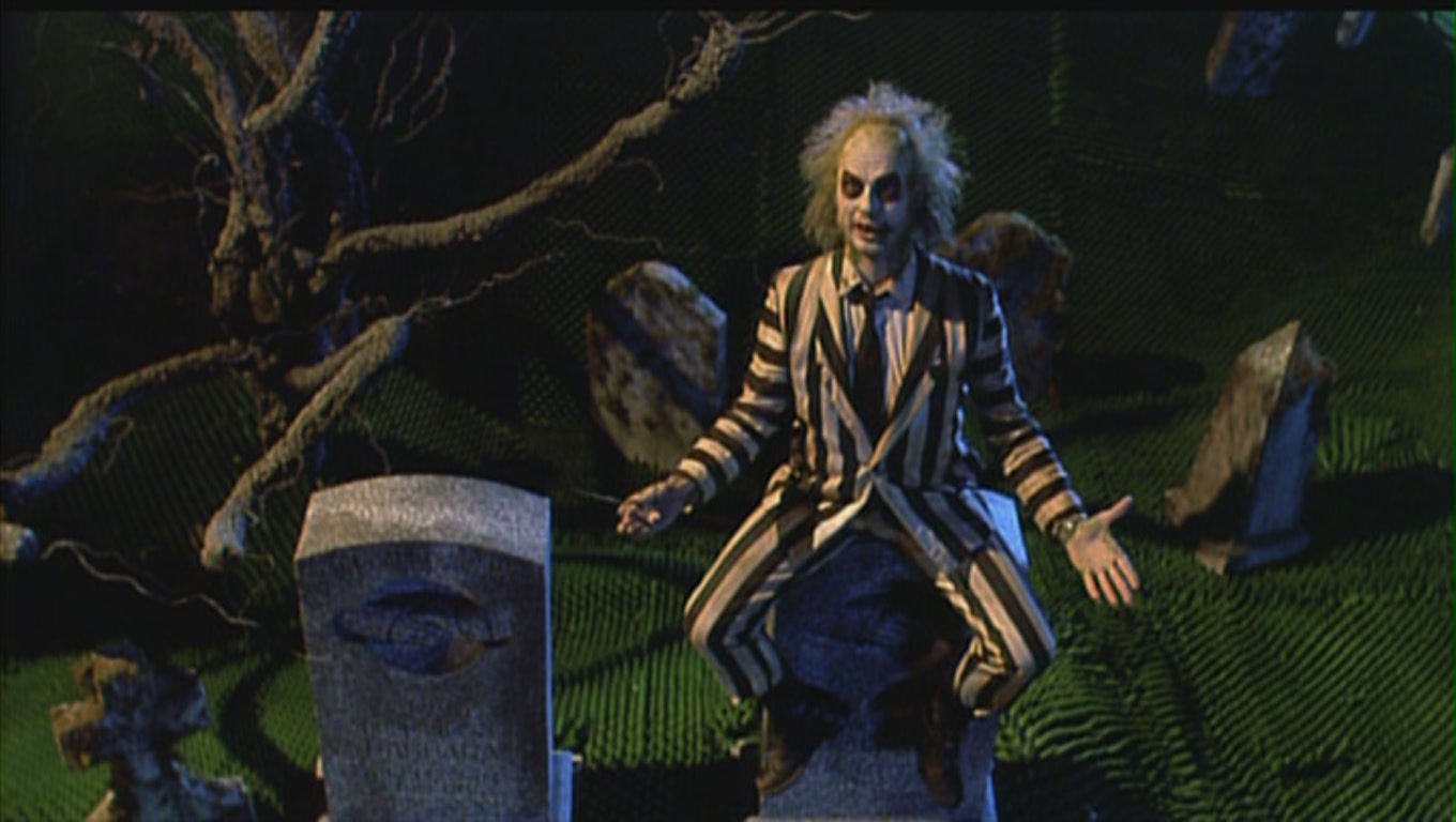 Michael Keaton en el papel de Beetlejuice. 