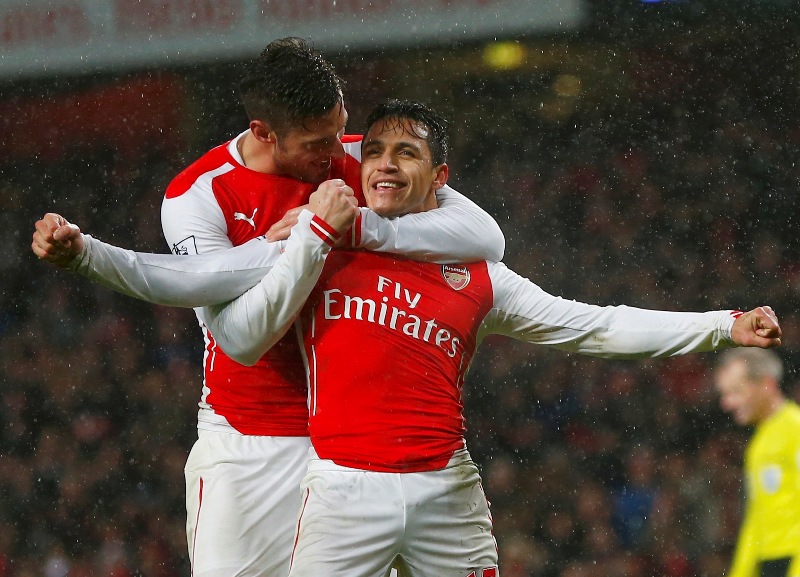 Alexis Sánchez celebra uno de sus goles 