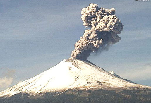 El volcán ha regristrado 82 exhalaciones. 