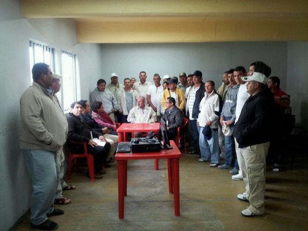 Personal de la Comisión Estatal de Derechos Humanos se entrevistó con Hipólito Mora y 26 personas más, en el Centro de Readaptación Social, David Fran