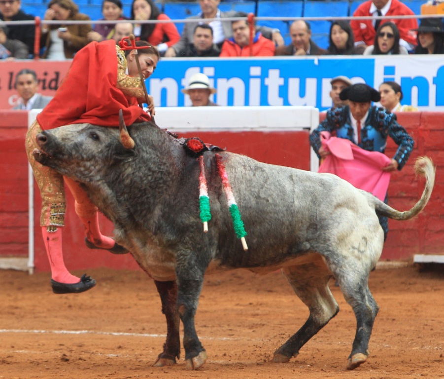 La matadora Karla de los Ángeles.
