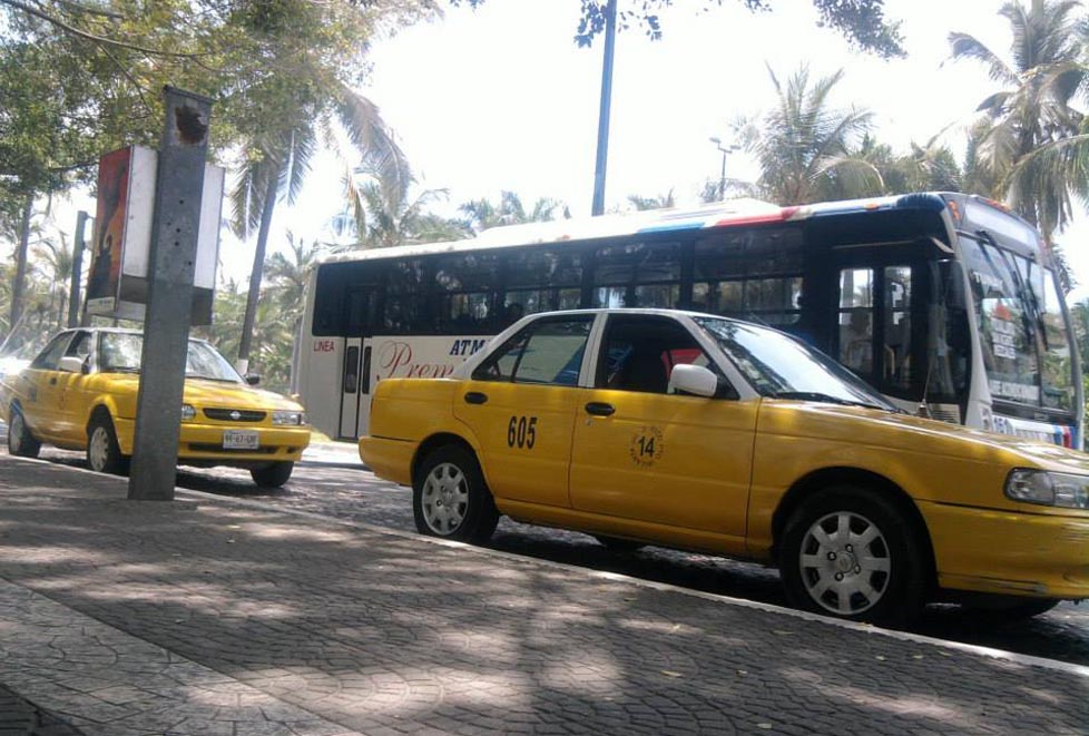 Aumentan tarifas de taxis en Puerto