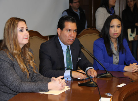 Los regidores solicitaron licencia durante la sesión de Cabildo. 