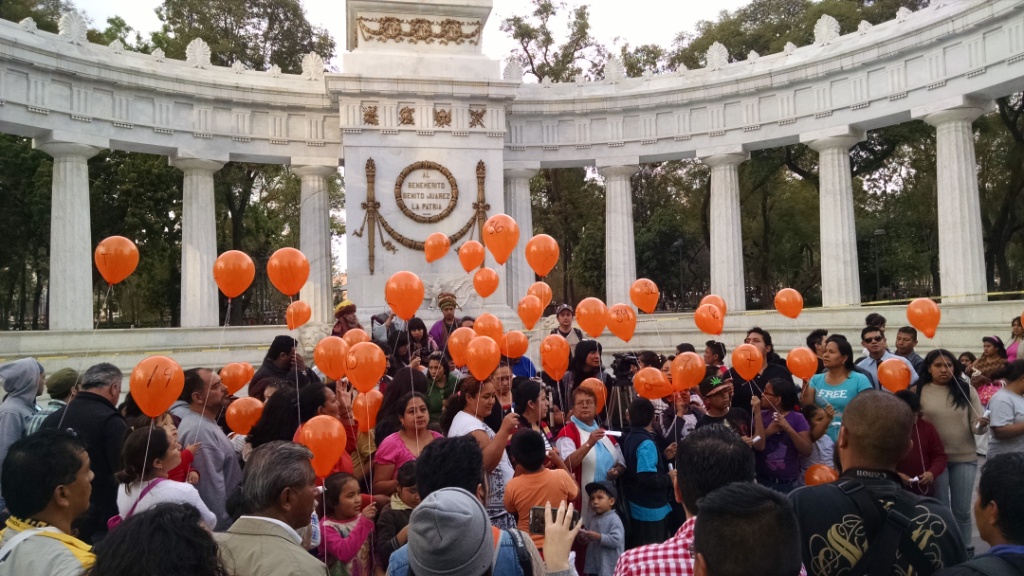 Organizaciones sociales se reunieron en el Hemiciclo a Juárez para encabezar el evento 