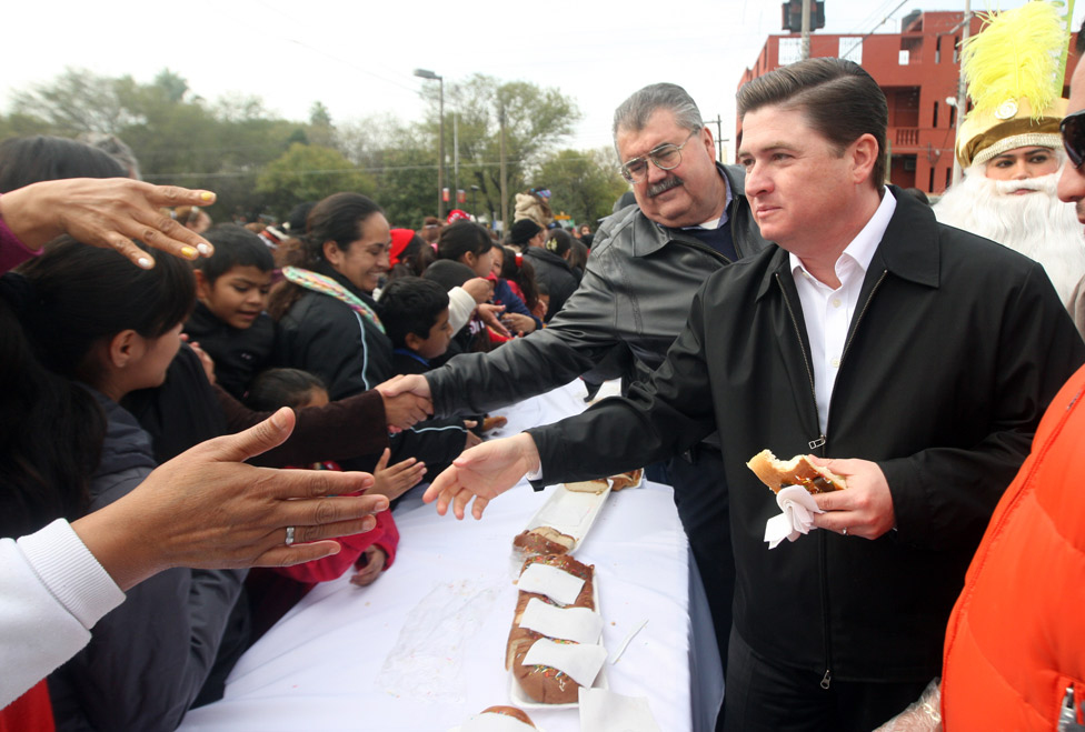 El gobernador Rodrigo Medina asistió al evento organizado por el municipio de Apodaca, que encabeza el alcalde Raymundo Flores.