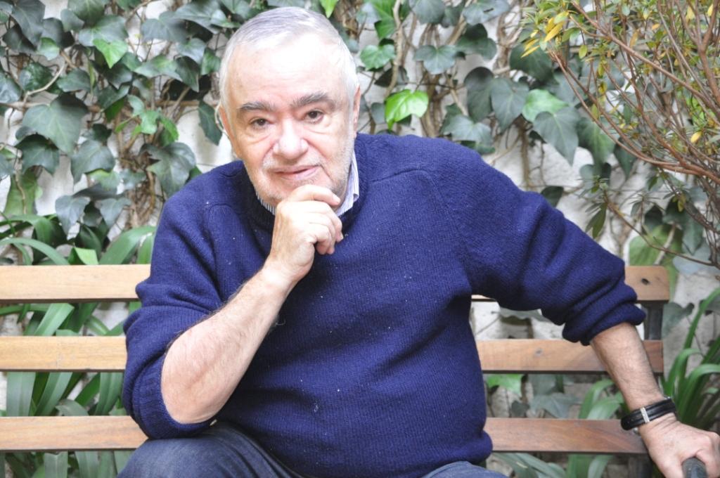 Ignacio Solares.