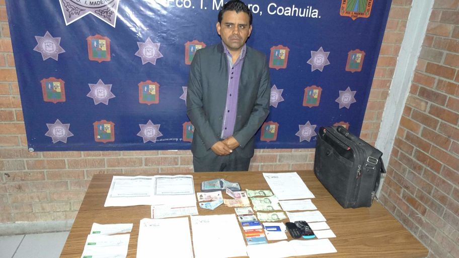 José Francisco Ovalle Flores afirmaba ser promotor de programas de Sedesol.