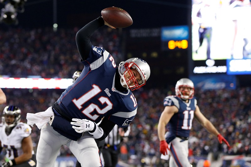 Tom Brady, el líder de los Patriotas ante los Cuervos