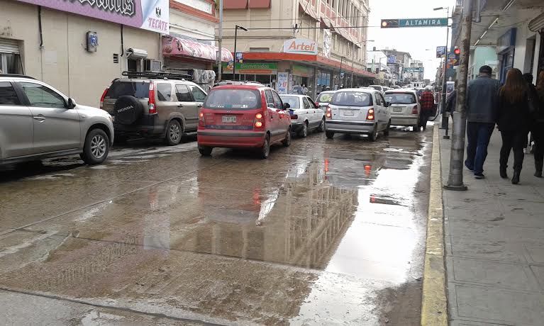 Aguas negras en centro de Tampico.