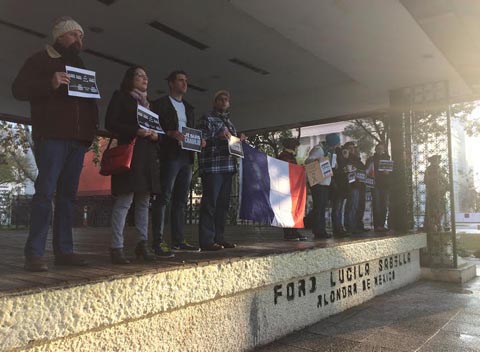 La manifestación tuvo lugar frente al Palacio Municipal de Monterrey.
